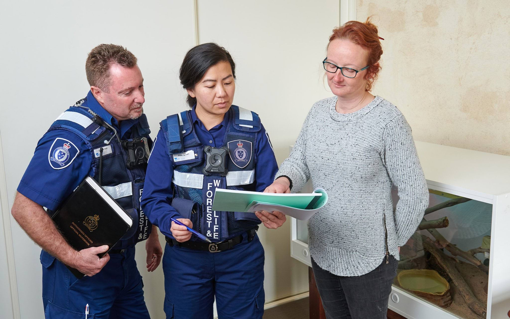 Authorised officers inspect wildlife permit Authorised officers inspect wildlife permit